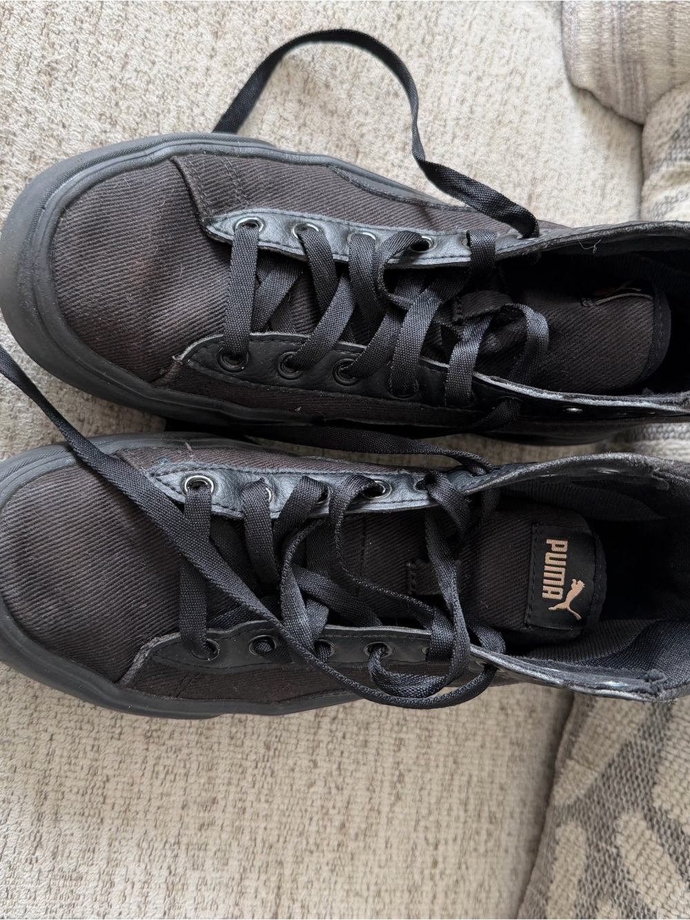 Puma Black Men's Low-Top Canvas Sneakers